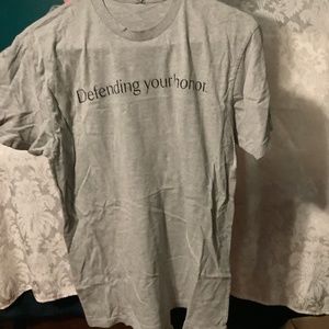 Men’s “Defending Your Honor” T-Shirt Light Gray M